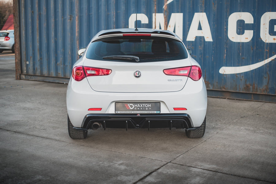 Maxton Design Alfa Romeo Giulietta (Facelift) Rear Side Splitters V.3