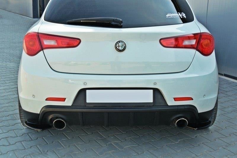 Maxton Design Alfa Romeo Giulietta Rear Side Splitters