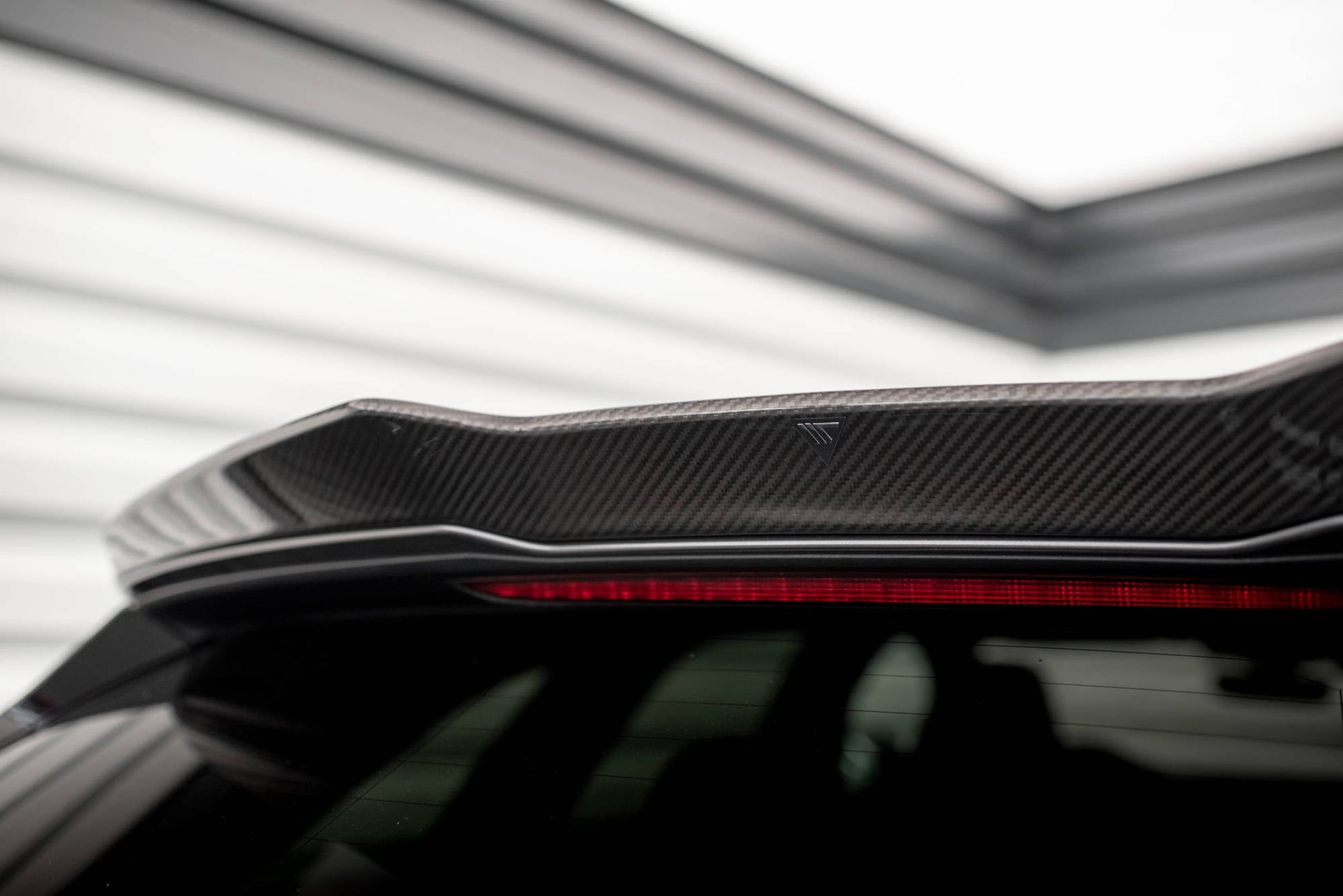 MAXTON DESIGN CF-AU-RS6-C8-H1-245-P CARBON FIBER TAILGATE SPOILER AUDI RS6 C8 | ML Performance