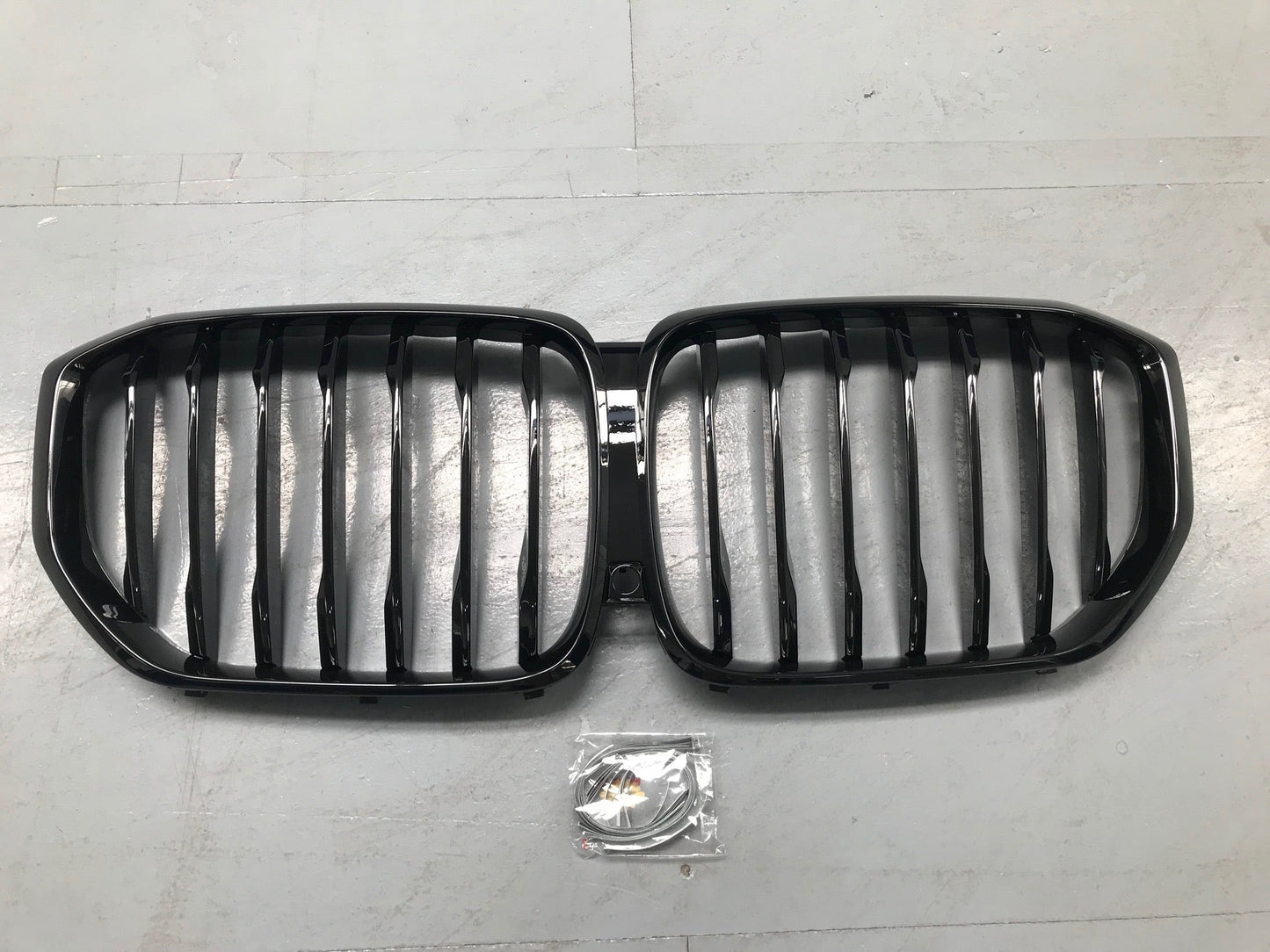 MForce BMW G05 X5 Gloss Black Performance Kidney Grilles - ML Performance EU