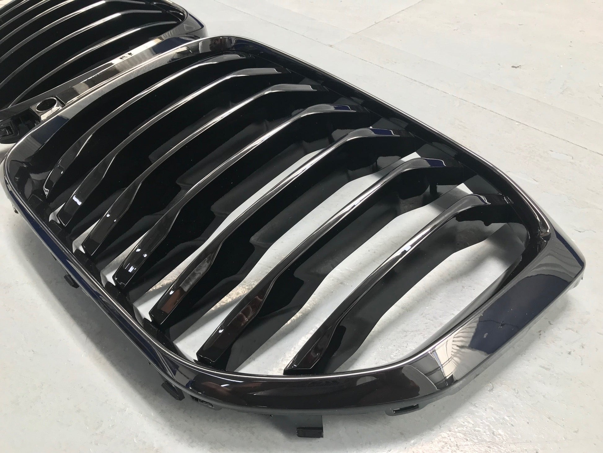 MForce BMW G05 X5 Gloss Black Performance Kidney Grilles - ML Performance EU